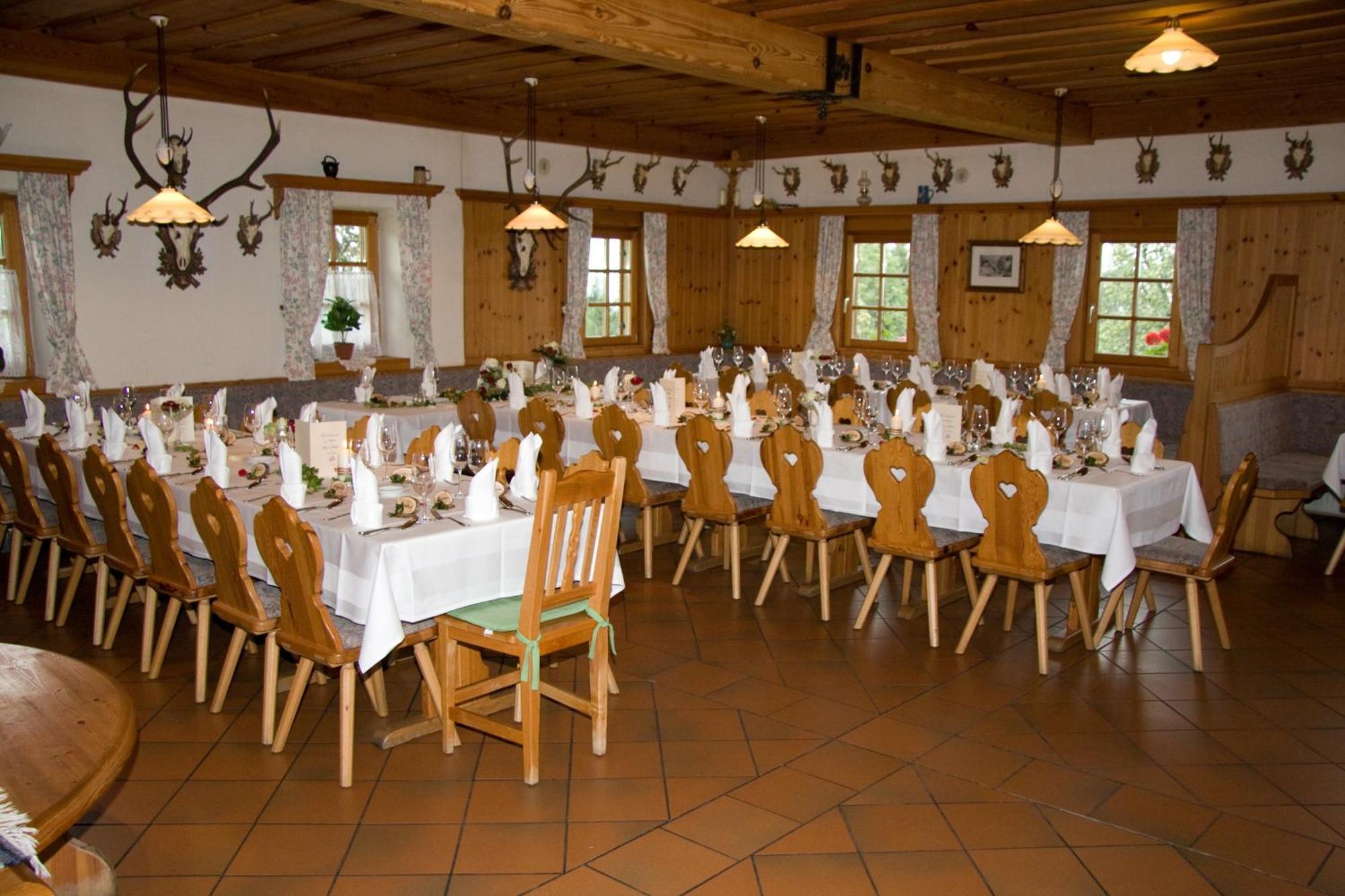 Bioalm Wassermann Wirt Hotel Sommereben Luaran gambar