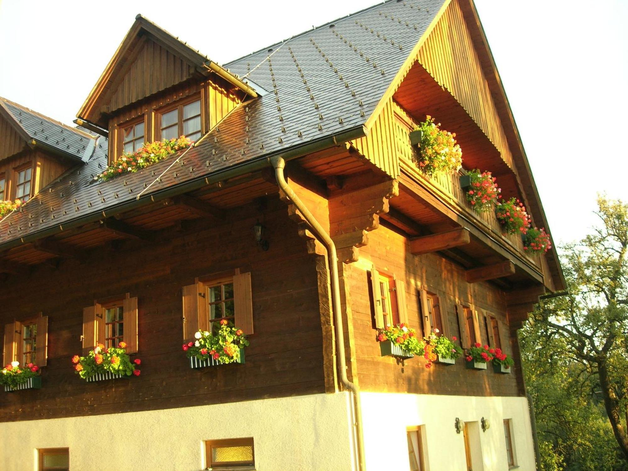 Bioalm Wassermann Wirt Hotel Sommereben Luaran gambar
